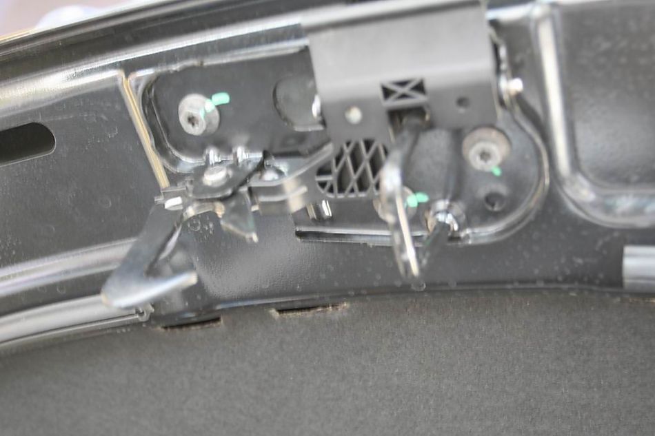 迈腾2.0TSI舒适型手自一体引擎细节