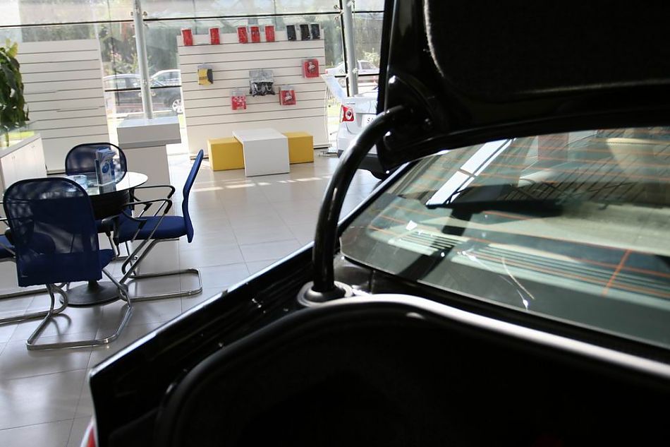 迈腾2.0TSI舒适型手自一体外观