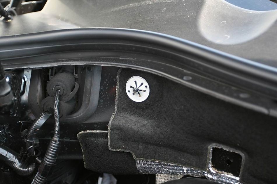 迈腾1.8TSI舒适型引擎细节