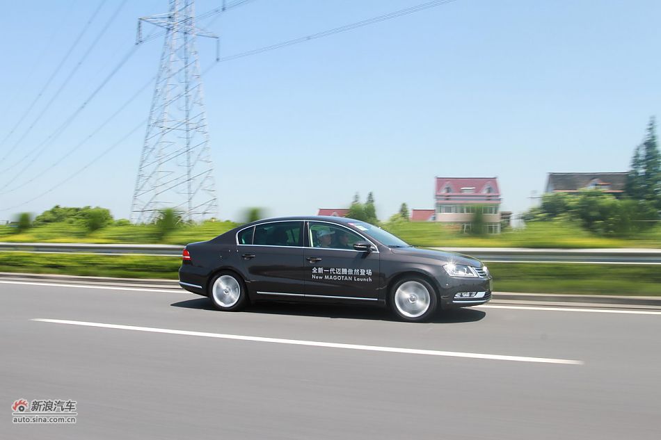 新迈腾(B7L)1.8TSI自动尊贵型动态