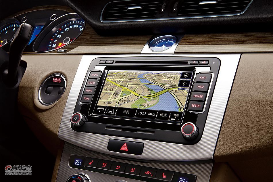 全新迈腾(B7L)内饰