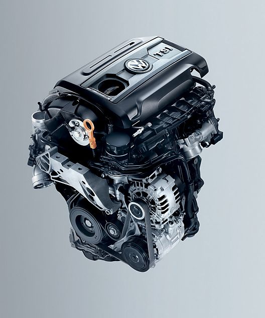 2011款一汽大众迈腾资料图