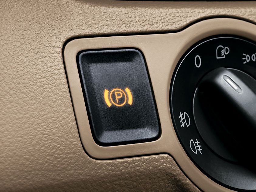 2009新迈腾EPB按钮