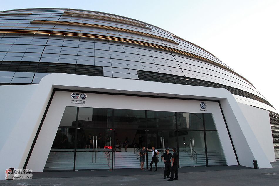 一汽大众全新迈腾上市现场