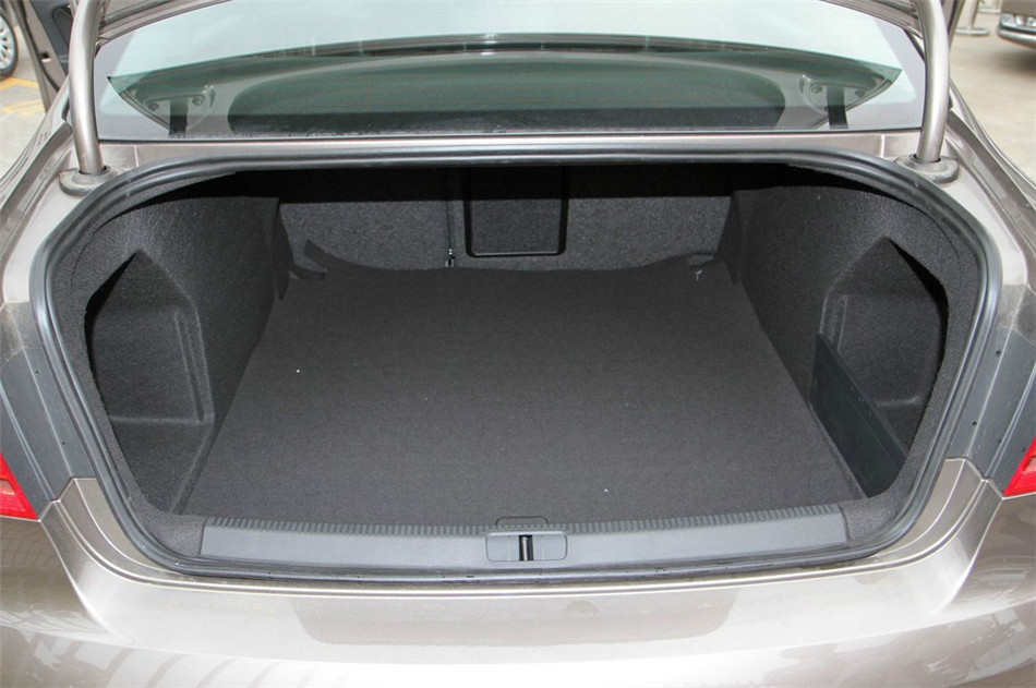 2012款迈腾1.4TSI豪华型