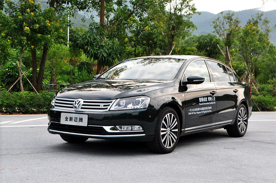 2012款迈腾3.0FSI旗舰型