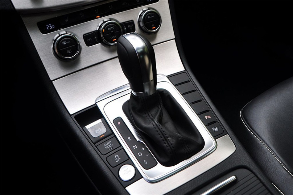 2012款迈腾3.0FSI旗舰型