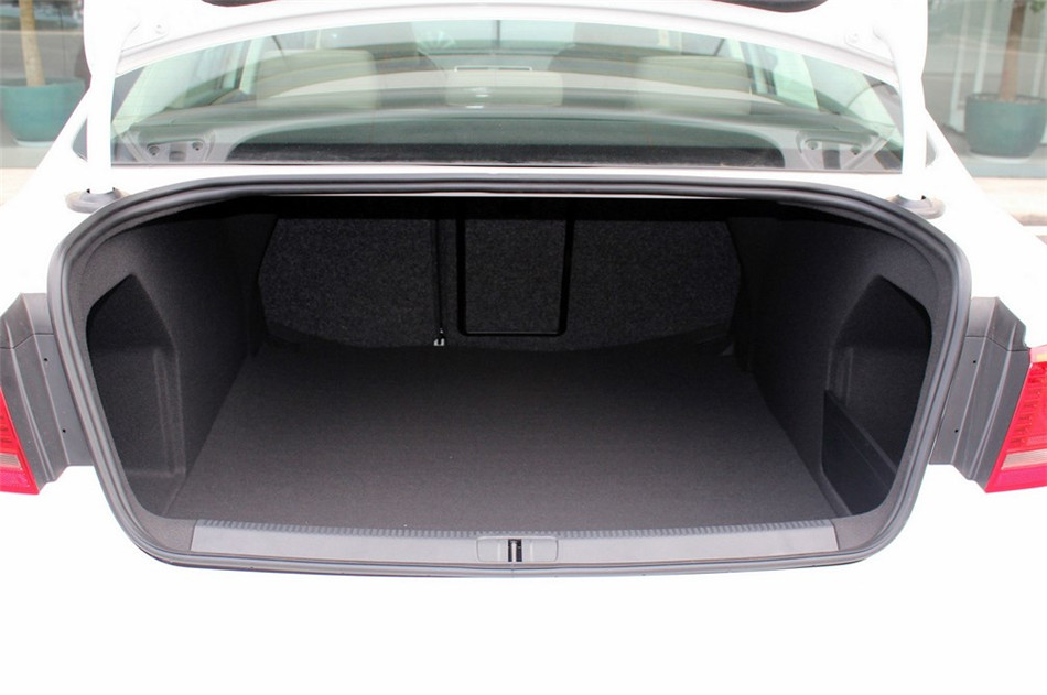 2013款迈腾2.0TSI至尊型