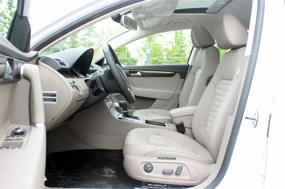 2013款迈腾2.0TSI至尊型