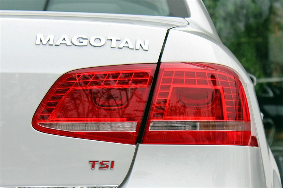 2013款迈腾2.0TSI至尊型