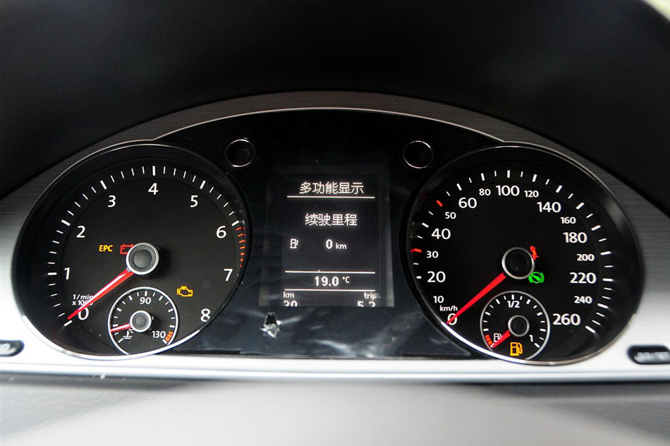 2015款 1.8TSI 领先型 内饰