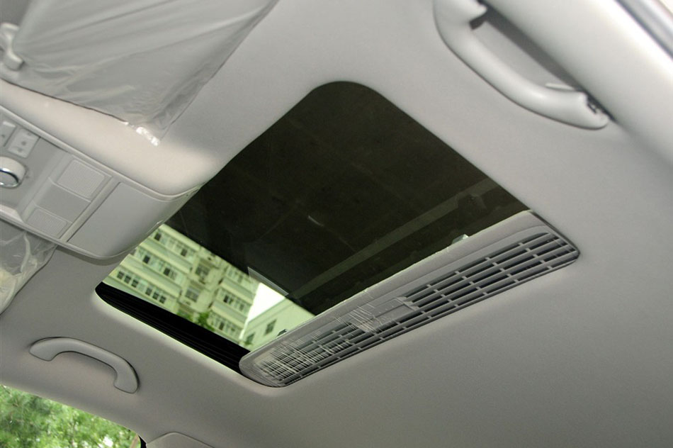 2015款 1.8TSI 领先型 座椅空间