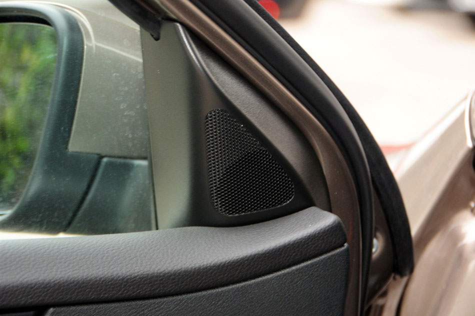 2015款 1.8TSI 领先型 座椅空间