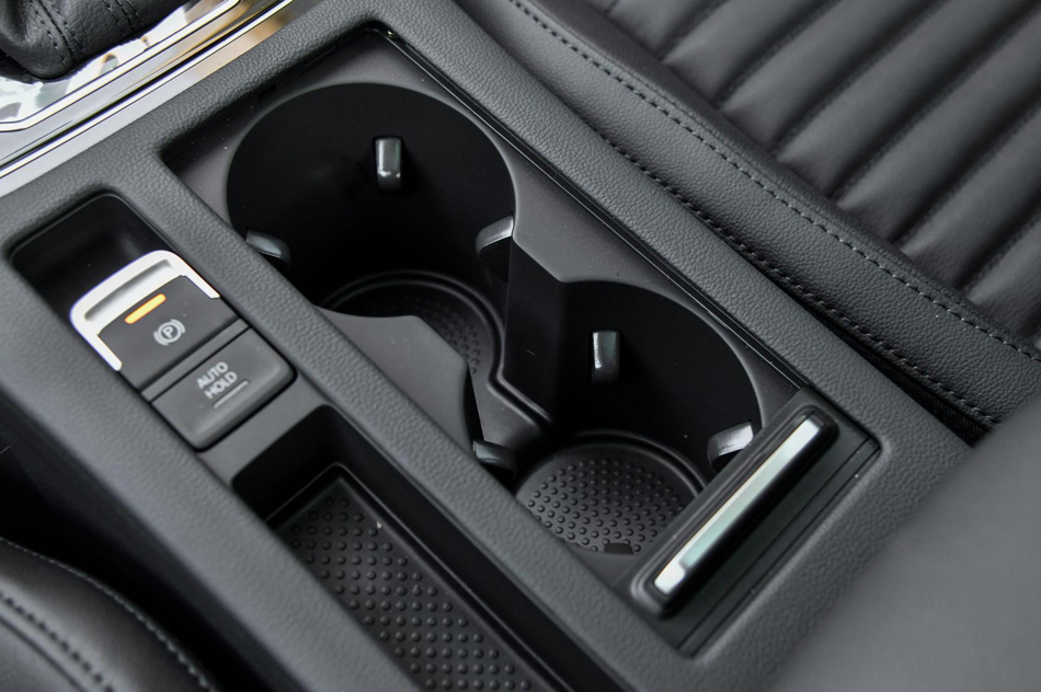 2018款 改款 380TSI DSG 豪华型 内饰