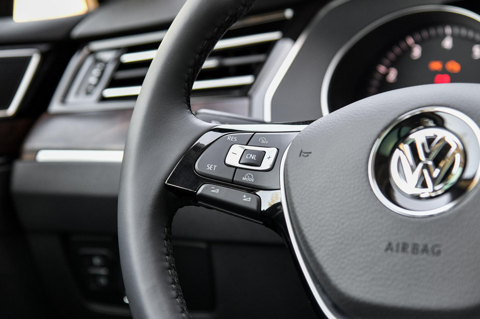 2018款 改款 380TSI DSG 豪华型 内饰