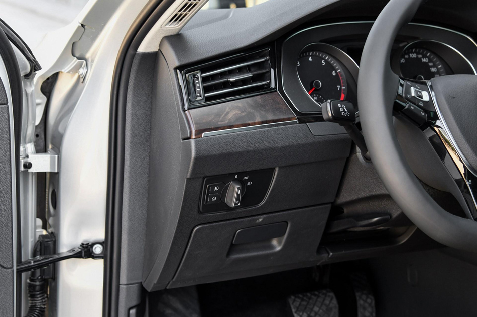 2018款 改款 380TSI DSG 豪华型 内饰