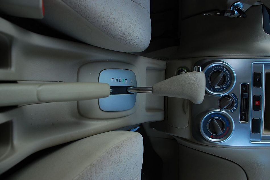 森雅M80 1.5L豪华版内饰