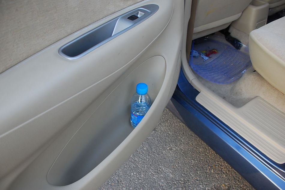 森雅M80 1.5L豪华版内饰