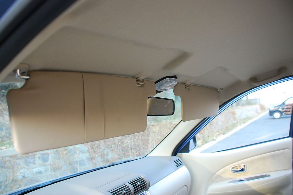 森雅M80 1.5L豪华版内饰