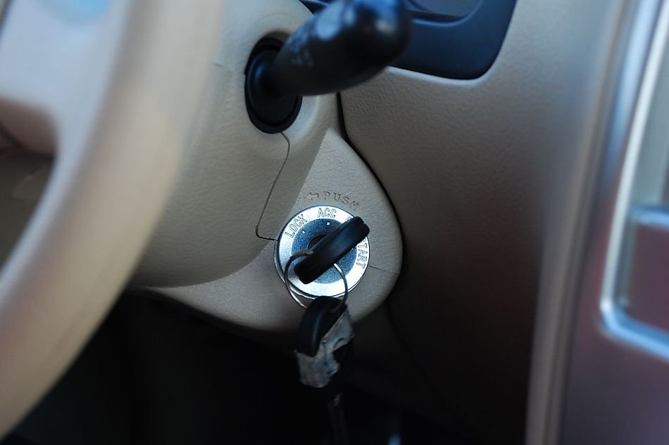 森雅M80 1.5L豪华版内饰