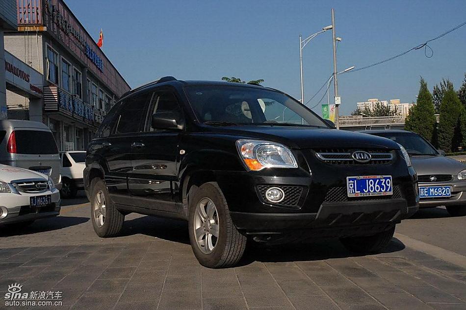 狮跑2.0L GLS2驱自动型外观