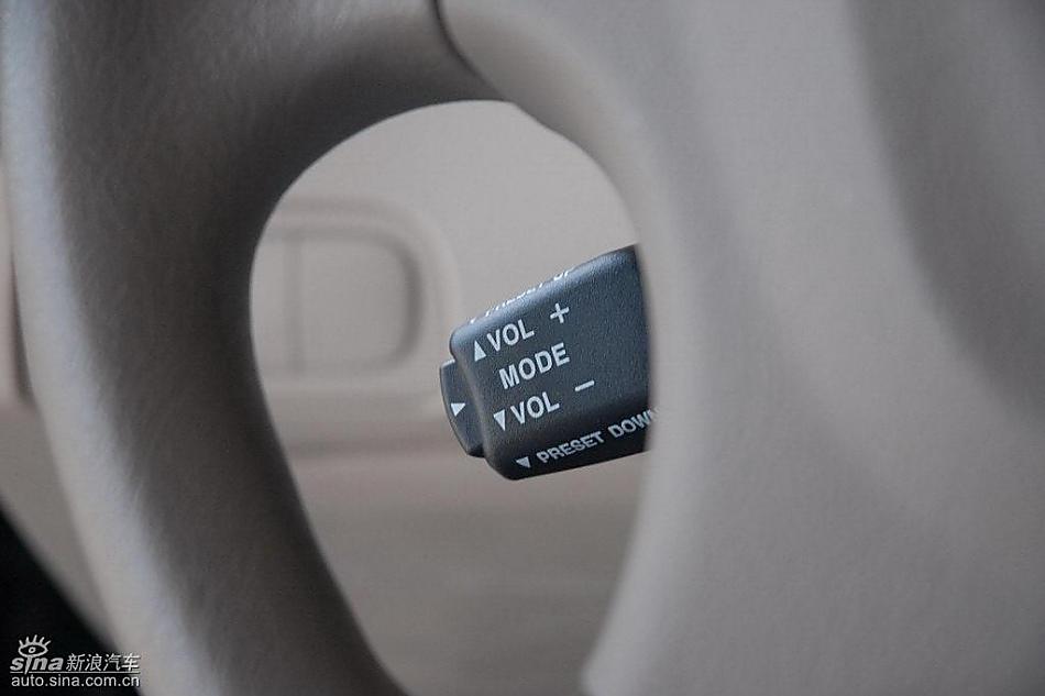 狮跑2.0L GLS2驱自动型内饰