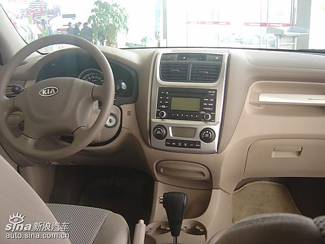 东风悦达起亚狮跑到店实拍图