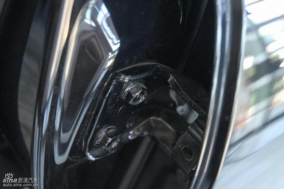 狮跑2.0L GLS2驱自动型内饰