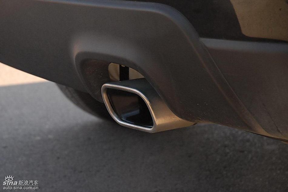 狮跑2.0L GLS2驱自动型外观