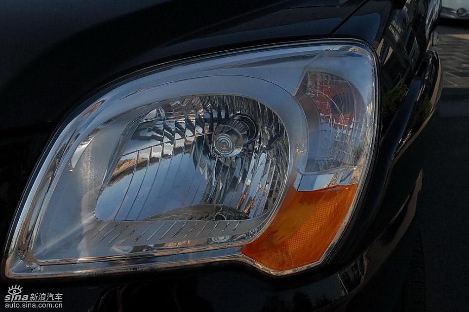 狮跑2.0L GLS2驱自动型外观