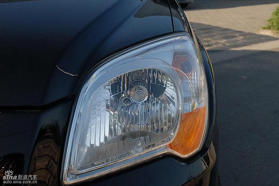 狮跑2.0L GLS2驱自动型外观