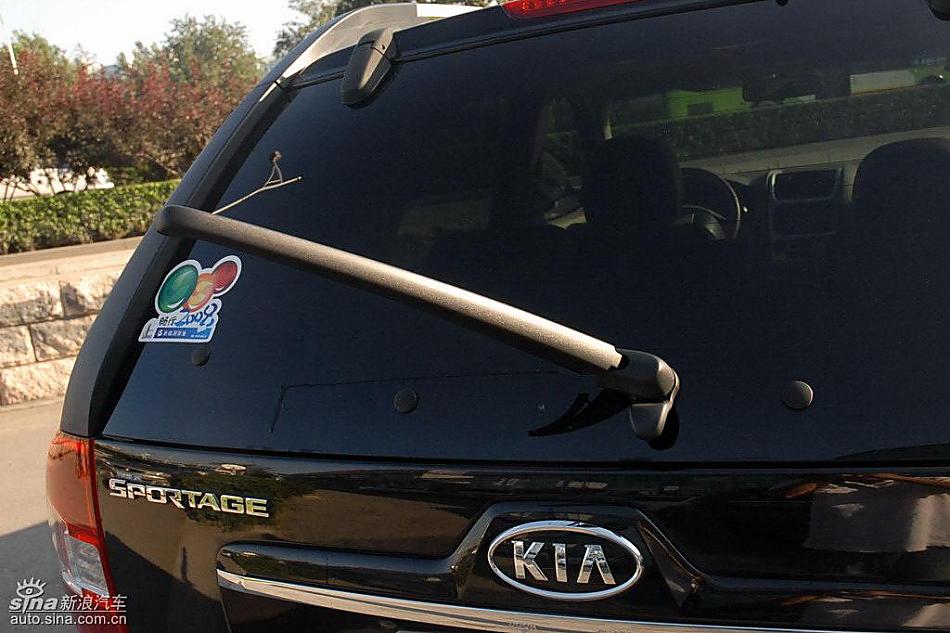 狮跑2.0L GLS2驱自动型外观