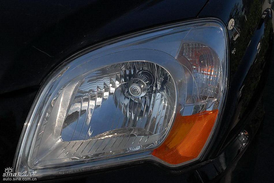 狮跑2.0L GLS2驱自动型外观