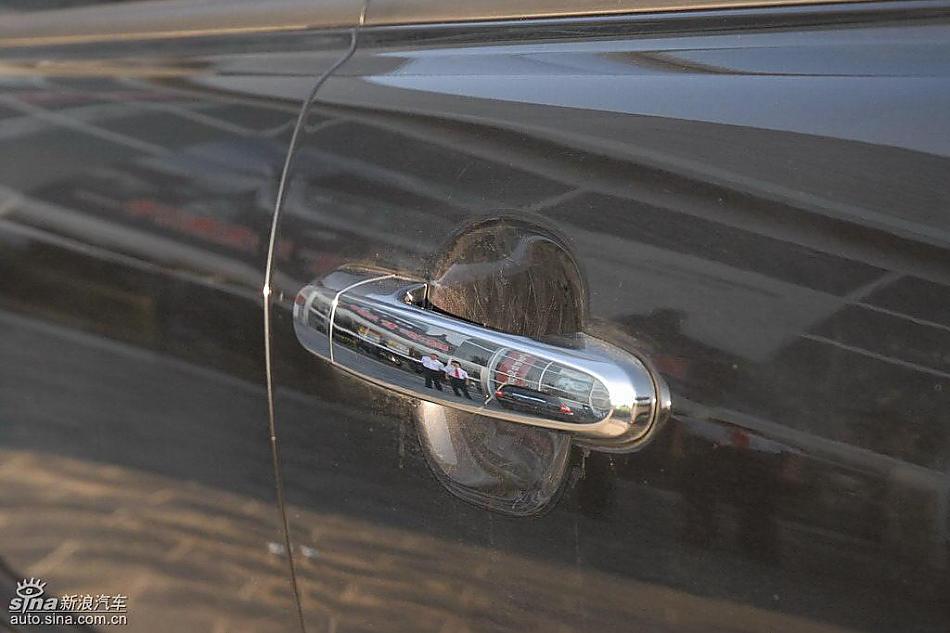 狮跑2.0L GLS2驱自动型外观