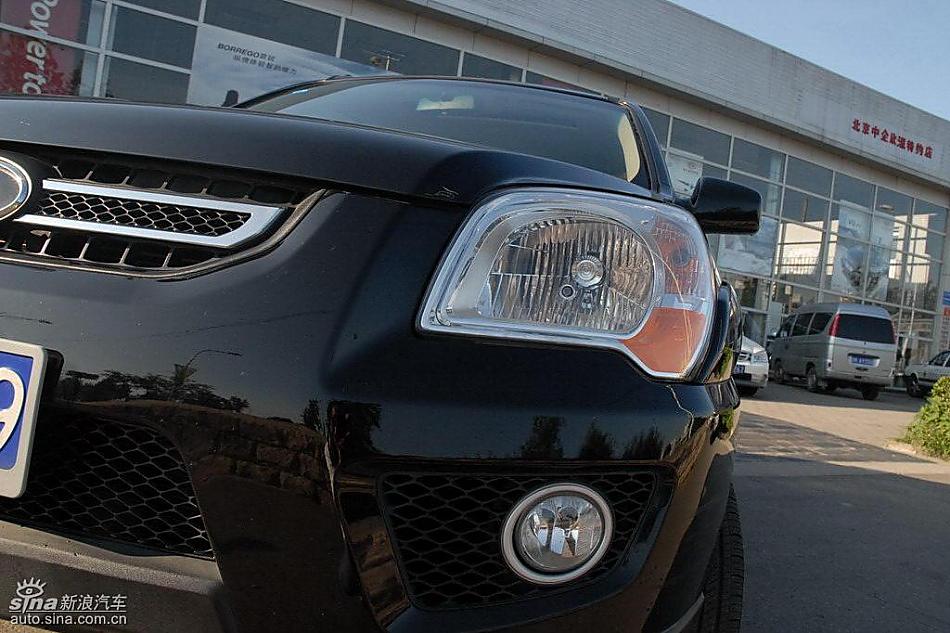 狮跑2.0L GLS2驱自动型外观