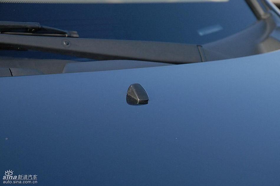 狮跑2.0L GLS2驱自动型外观