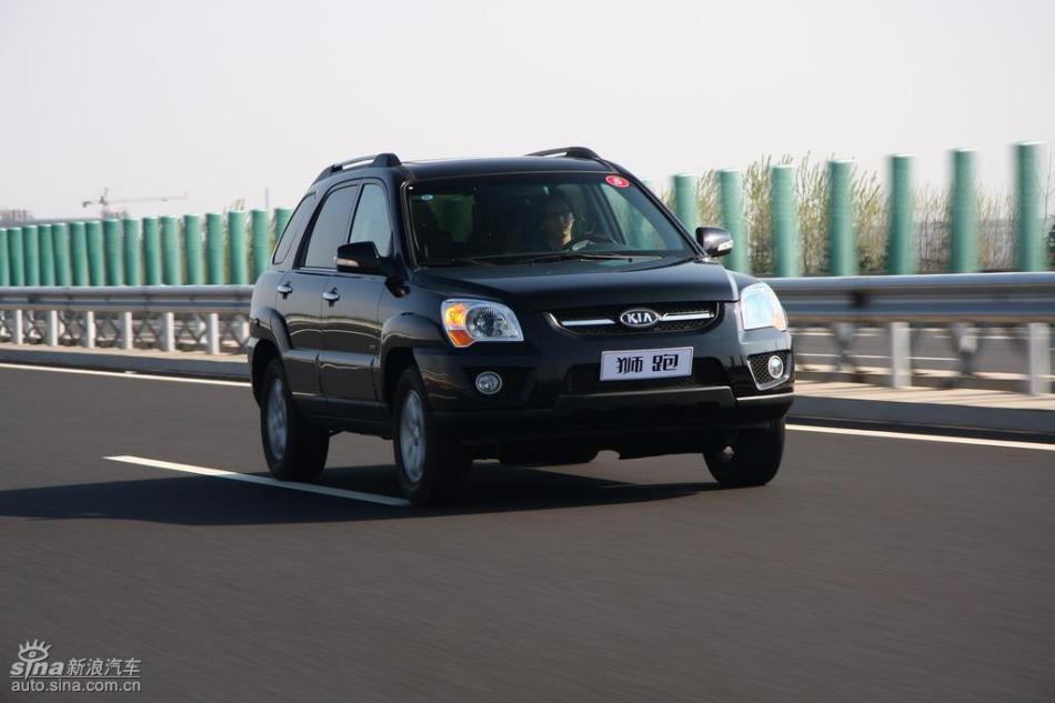 09款狮跑试驾实拍图外观