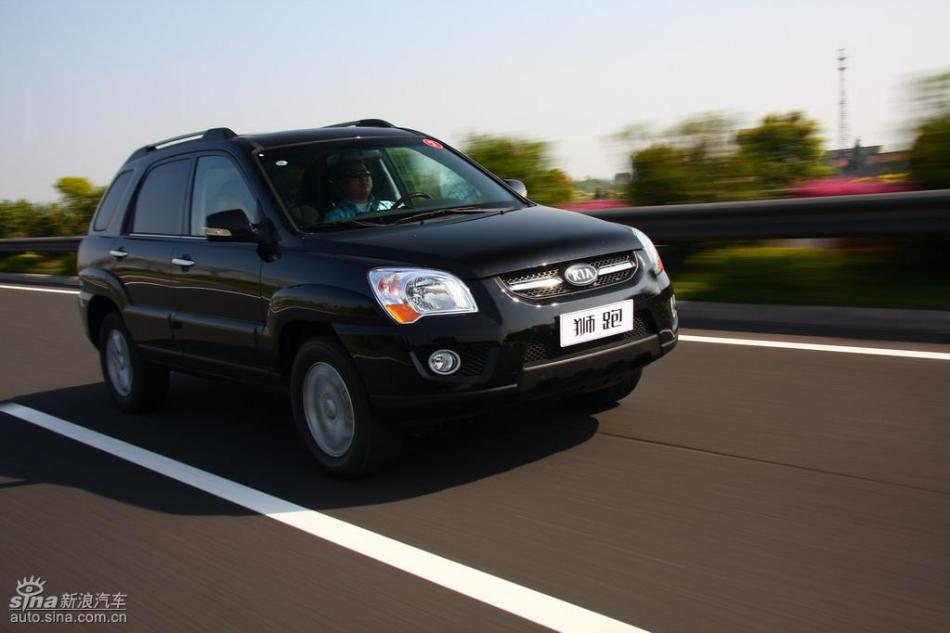 09款狮跑试驾实拍图外观