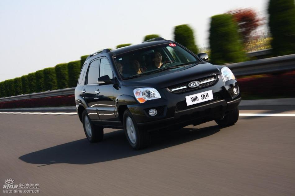 09款狮跑试驾实拍图外观