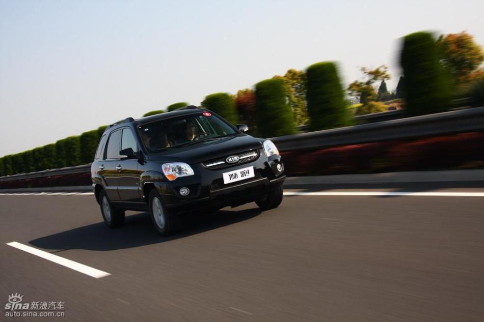 09款狮跑试驾实拍图外观