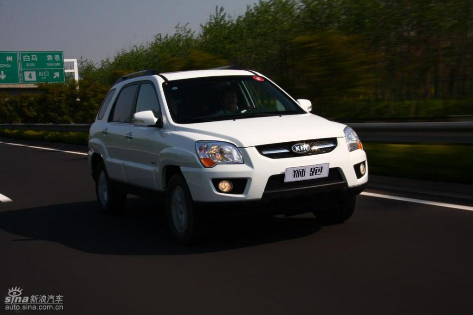 09款狮跑试驾实拍图外观