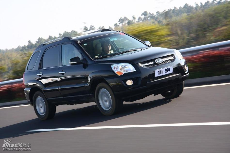 09款狮跑试驾实拍图外观