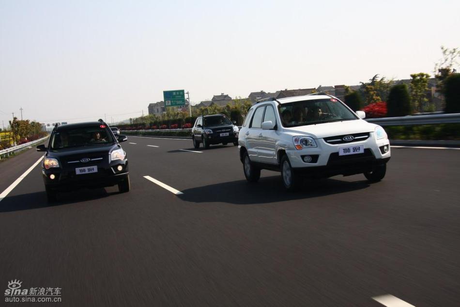 09款狮跑试驾实拍图外观