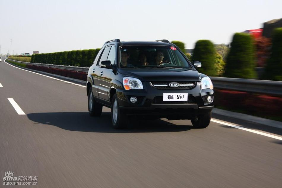 09款狮跑试驾实拍图外观