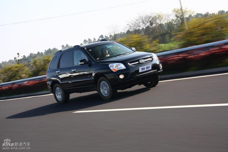 09款狮跑试驾实拍图外观