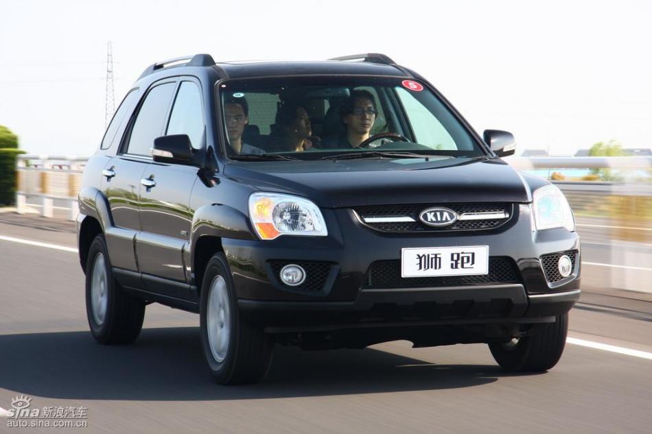 09款狮跑试驾实拍图外观