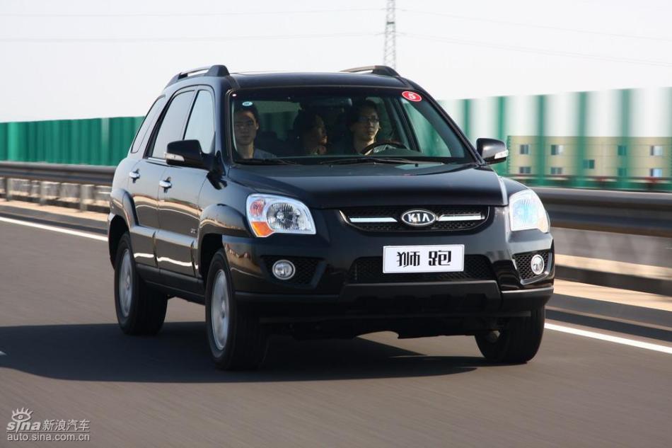 09款狮跑试驾实拍图外观