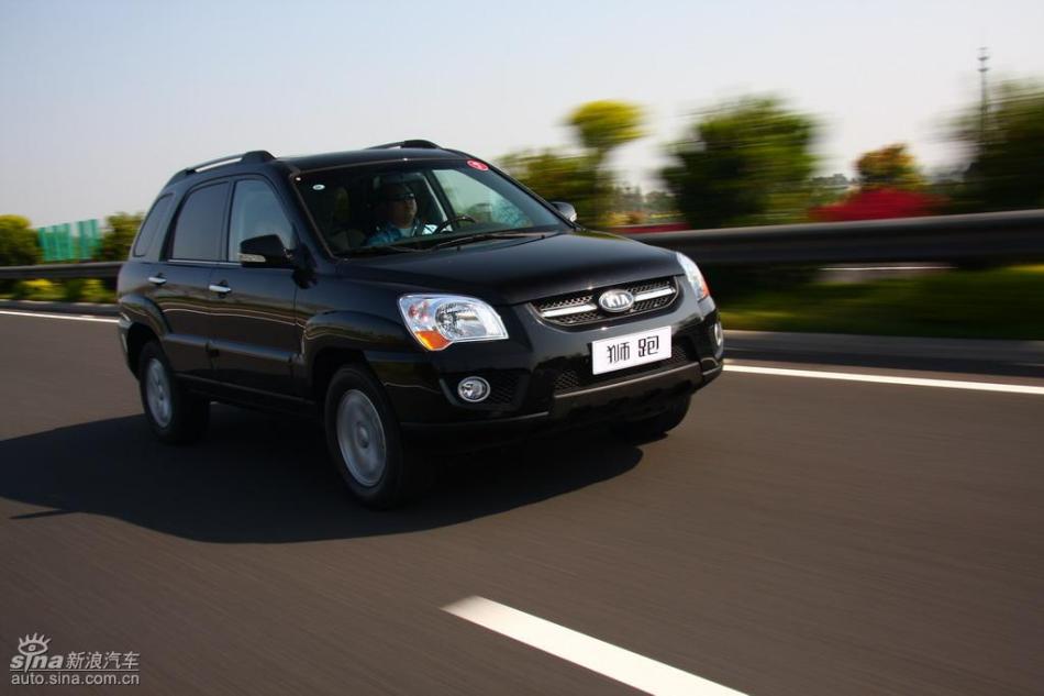 09款狮跑试驾实拍图外观