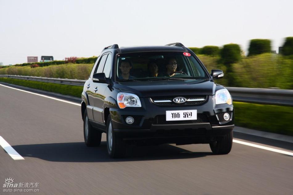 09款狮跑试驾实拍图外观