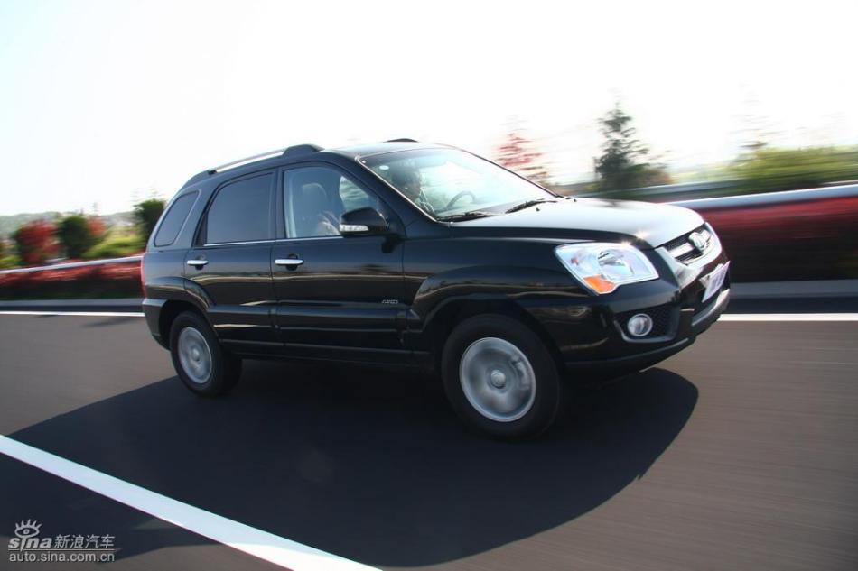 09款狮跑试驾实拍图外观